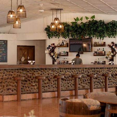 Hotel La Isla Parrita Zewnętrze zdjęcie
