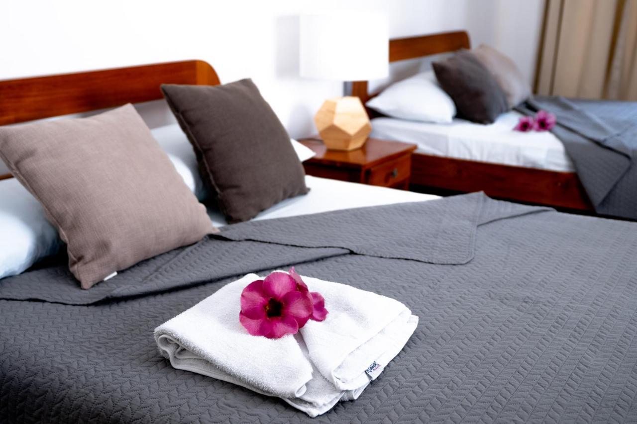 Hotel La Isla Parrita Zewnętrze zdjęcie